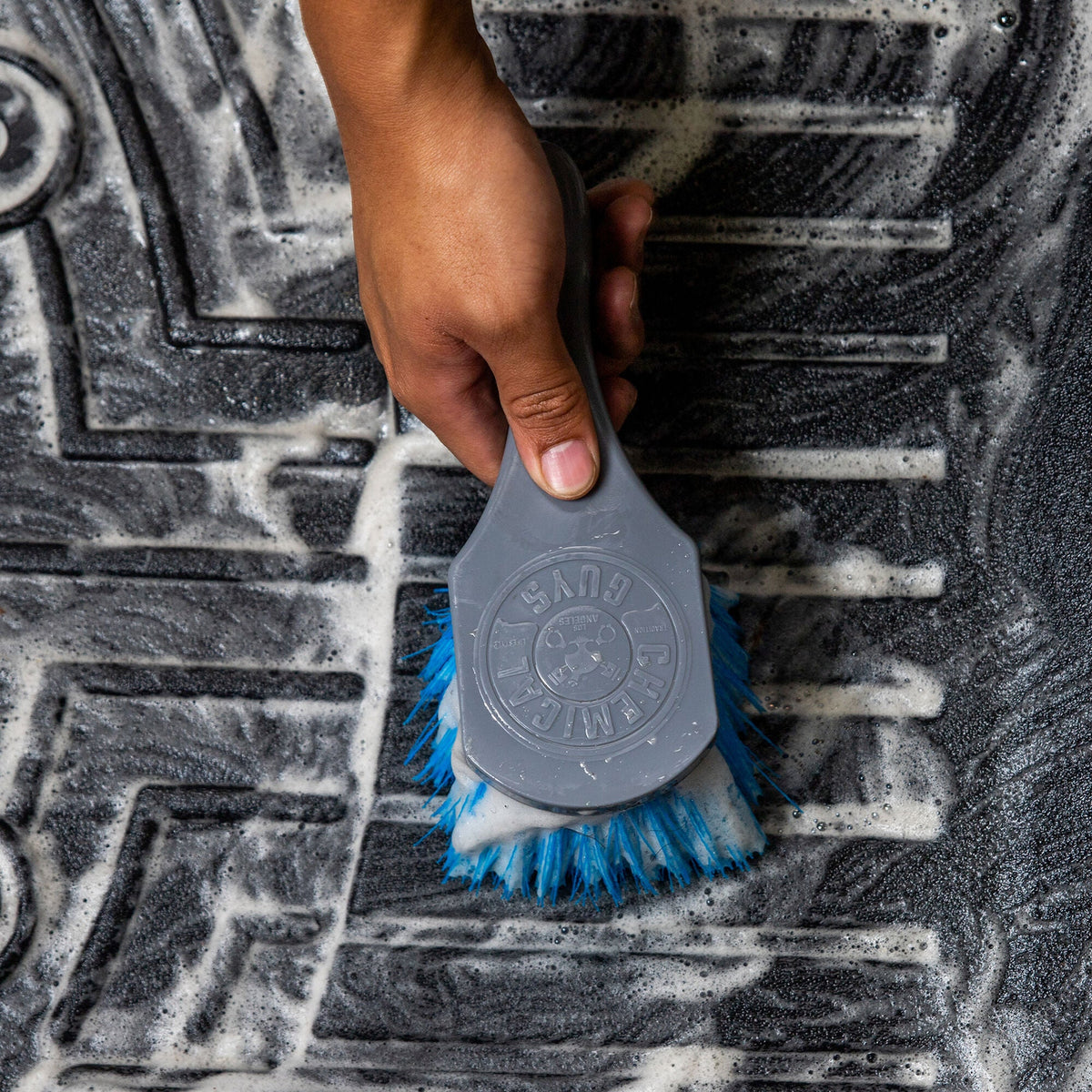 Big Blue Stiffy Heavy Duty Tire Brush - image 10