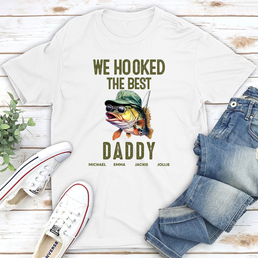 Custom Christmas & Birthday Gift for Dad, Grandpa • We Hooked The Best Dad - Personalized Shirt