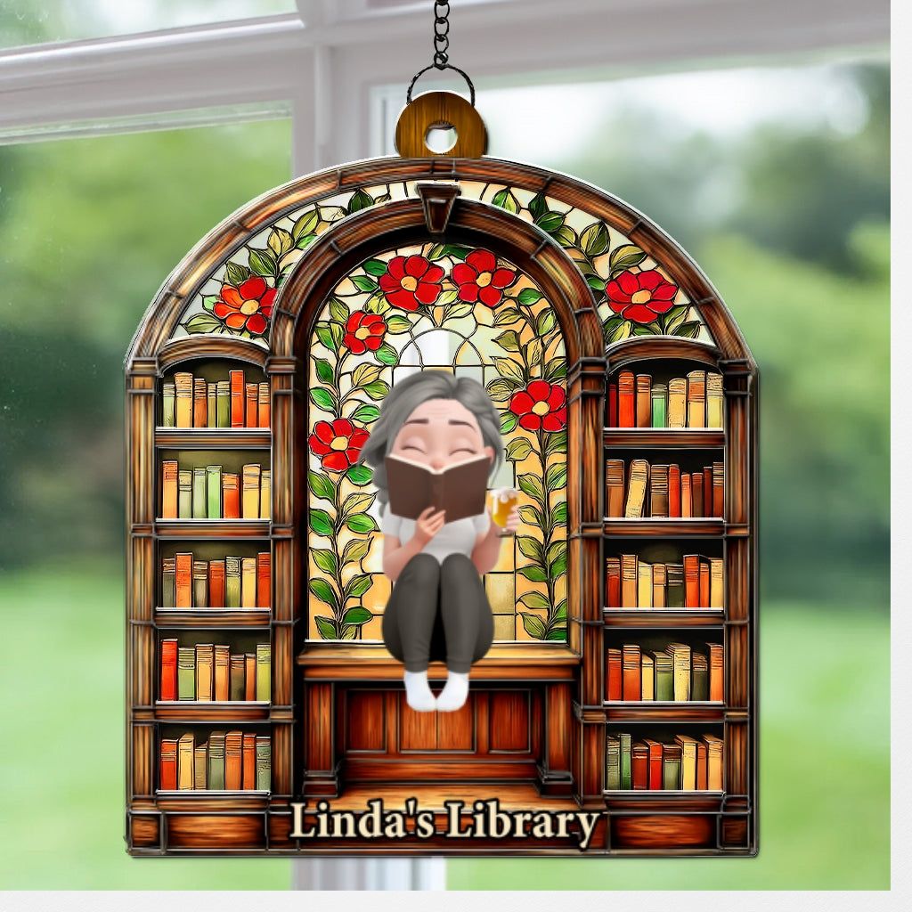 Custom Christmas Hanging Decor, Birthday Housewarming Gift For Book Lovers • I Am A Bookworm - Personalized Suncatcher