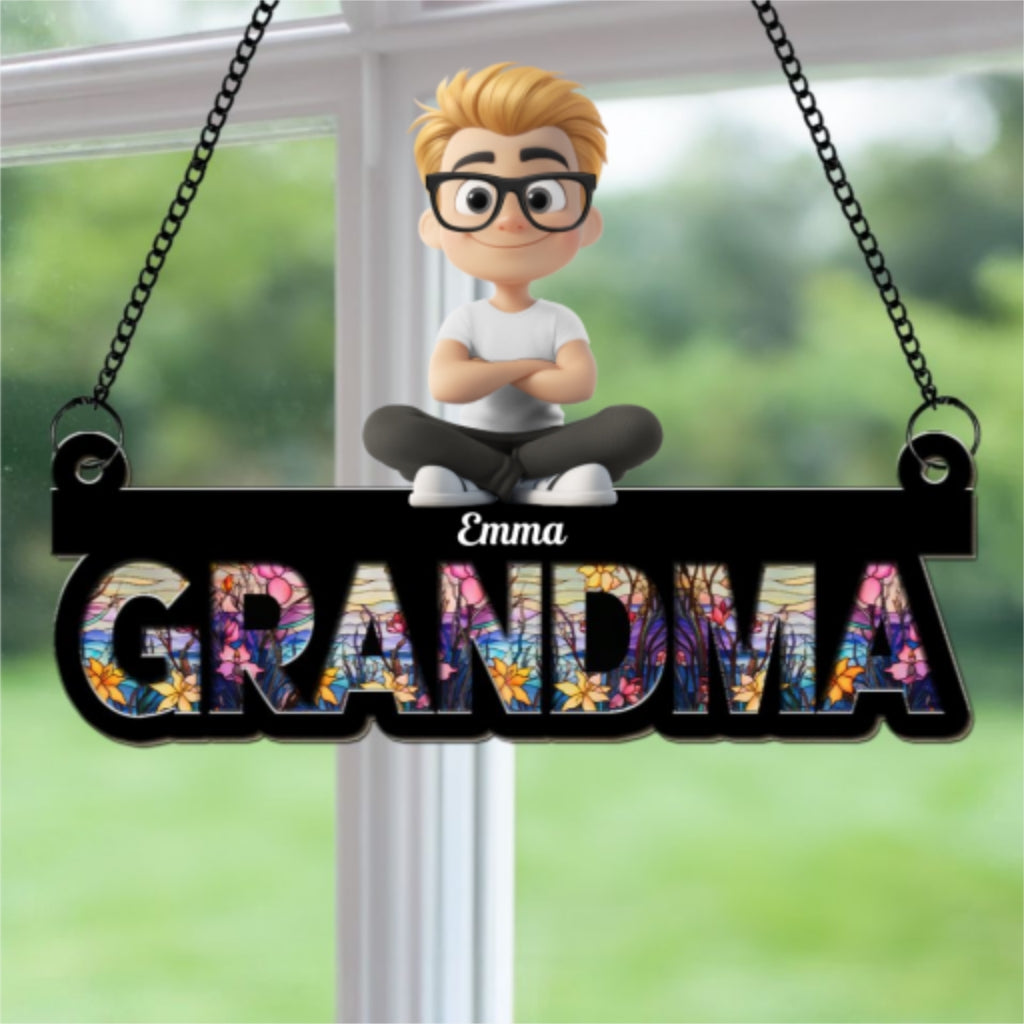 Custom Hanging Decor, Birthday Housewarming Gift • Love You Mom Grandma - Personalized Suncatcher