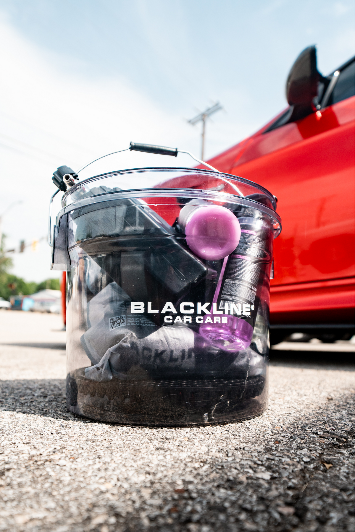 BLACKLINE® DETAILING BUCKET W/ GRIT GAURD