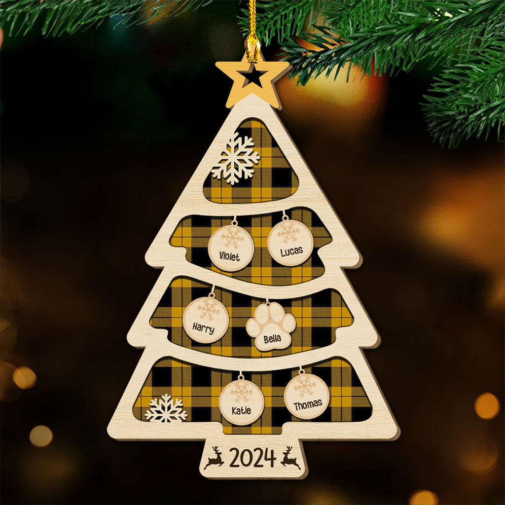 Custom Family Ornament, Christmas Gift for Family Members •  Family Ornament - Personalized Wood Ornament
