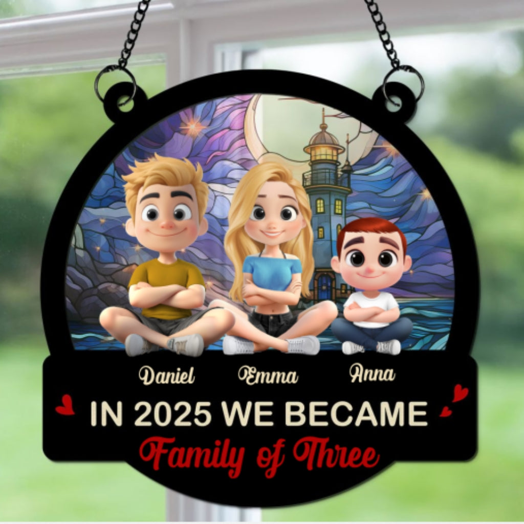 Custom Family Name Hanging Decor, Christmas Birthday Gift •  A New Chapter Begins 2025 - Personalized Suncatcher