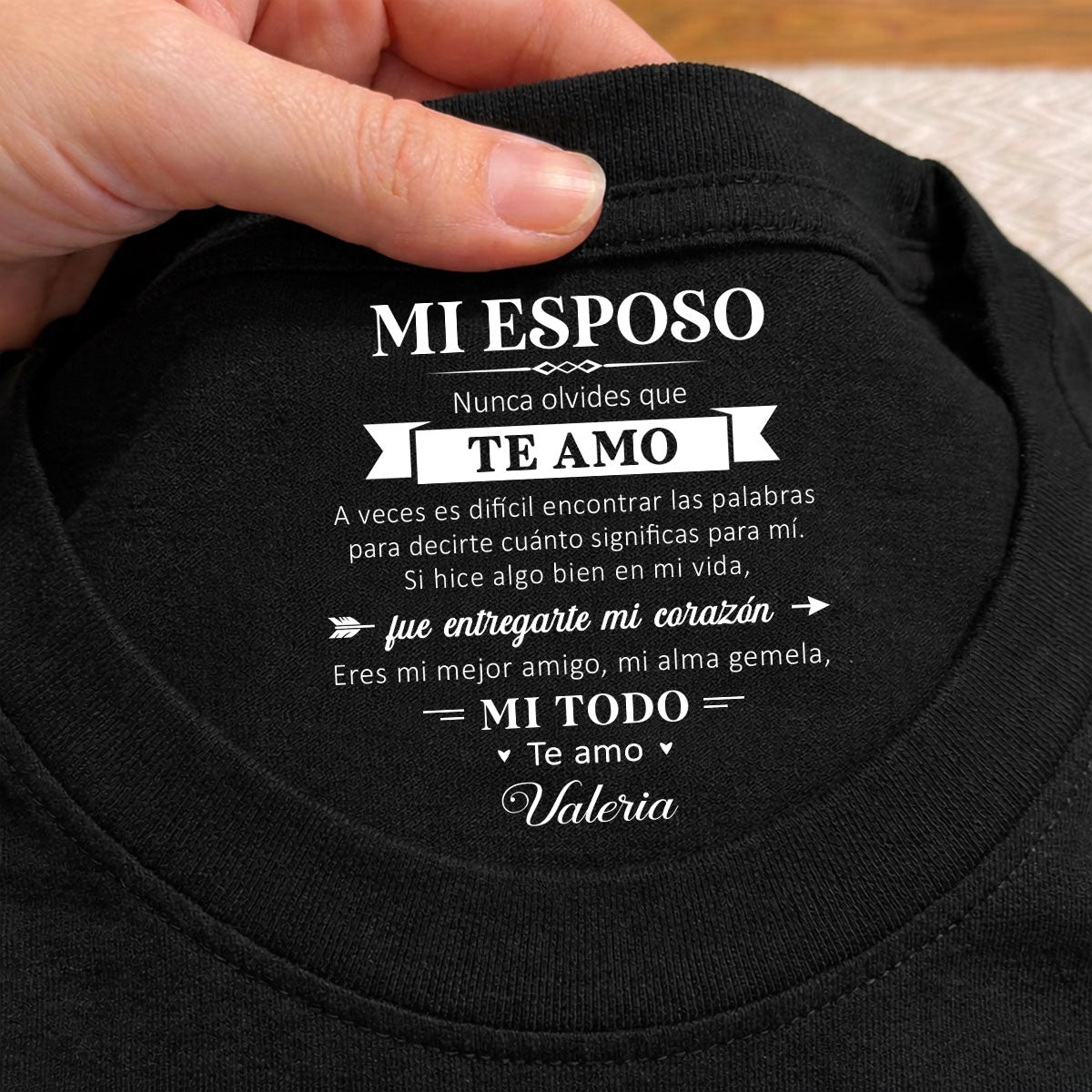 Custom Christmas Anniversary Keepsake Gifts For Husband • Mi alma gemela y mi todo – Camiseta con estampado personalizado en el interior del cuello