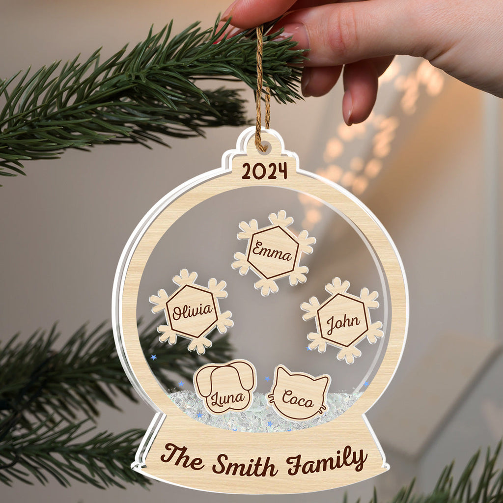 Custom Family Ornament, Christmas Gift for Family Members •  Family & Pet Christmas - Personalized Acrylic Shaker Ornament