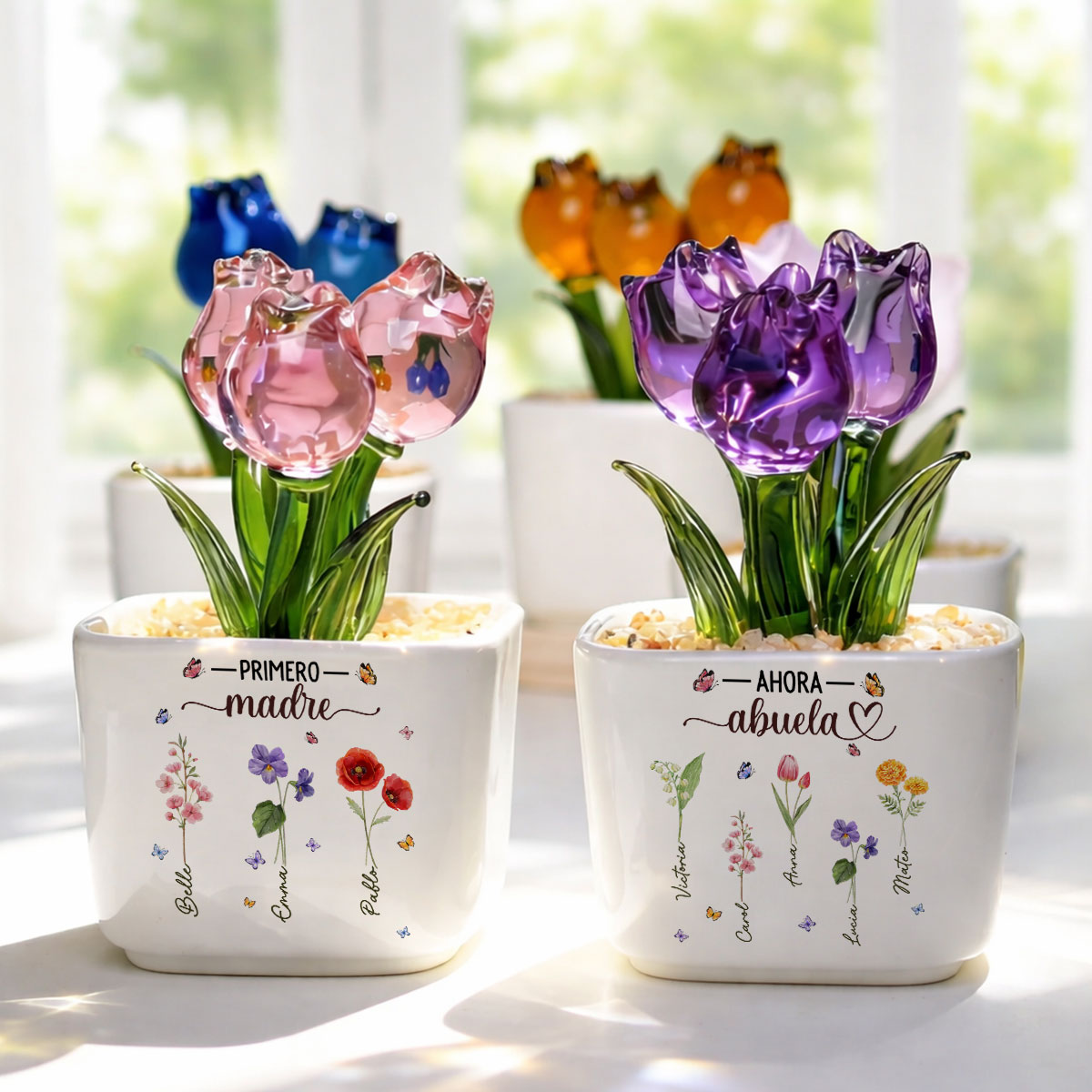 Custom Mother's Day Flower Keepsake, Glass Home Decor Gift for Grandma • Flor Del Mes De Nacimiento De La Abuela - Vaso Personalizado Con Tulipanes Eternos