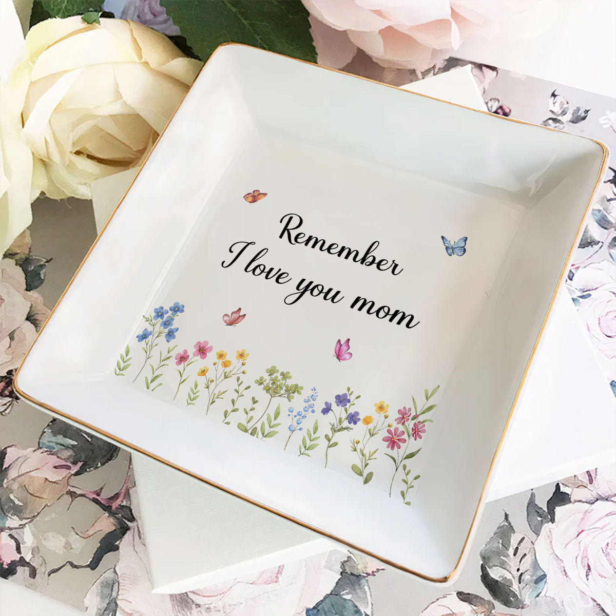 Custom Mom Trinket Dish, Birthday Christmas Gift • I Love You Mom - Personalized Jewelry Dish