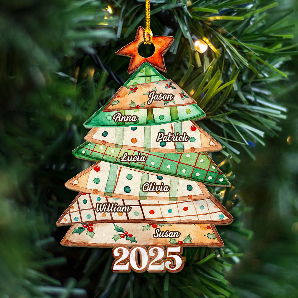 Custom Family Ornament, Christmas Gift for Family Members •  Family Is Like A Patchwork Quilt - Personalized Wood Ornament