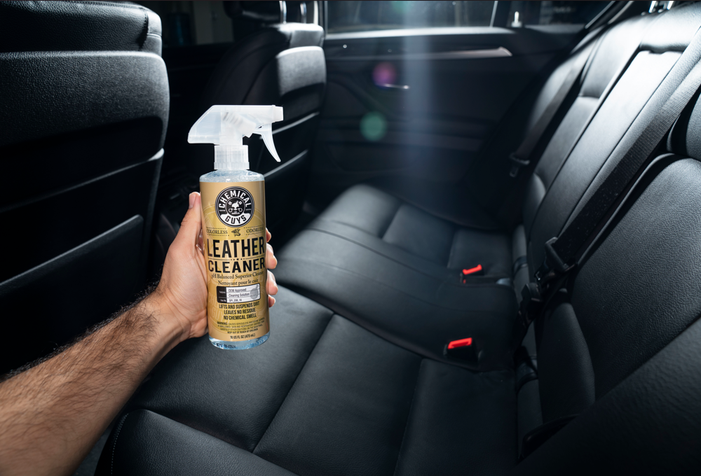 Furry Friend Interior Cleaning Kit - image 6