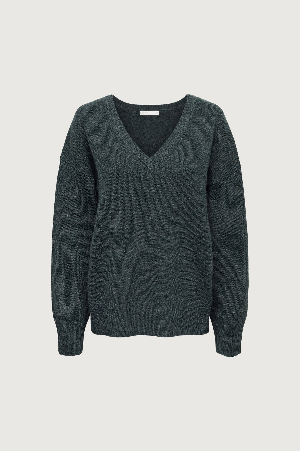 RELAXED FIT V-NECK SWEATER