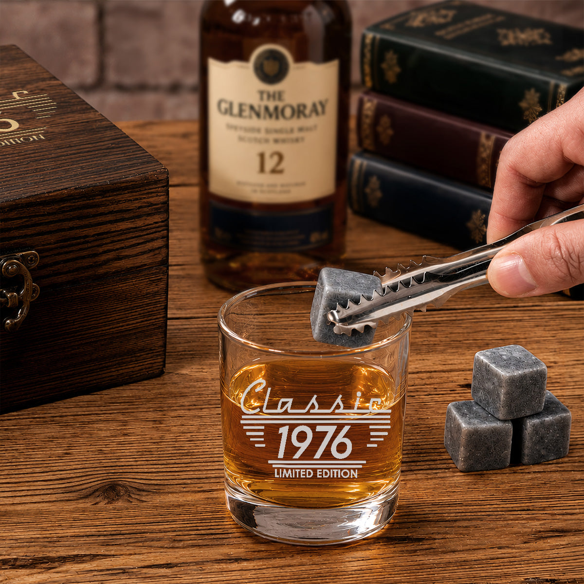 Classic Edition - Personalized Whiskey Glass Set