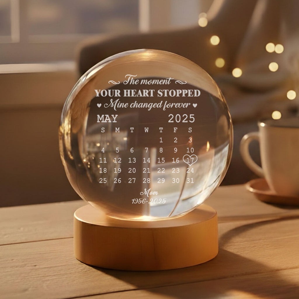 The Moment - Personalized Crystal Globe Lamp