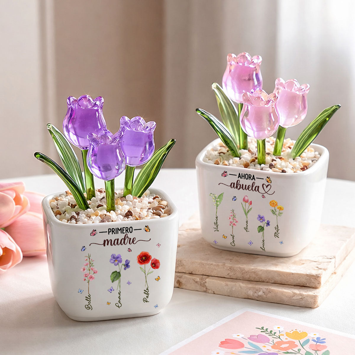 Custom Mother's Day Flower Keepsake, Glass Home Decor Gift for Grandma • Flor Del Mes De Nacimiento De La Abuela - Vaso Personalizado Con Tulipanes Eternos