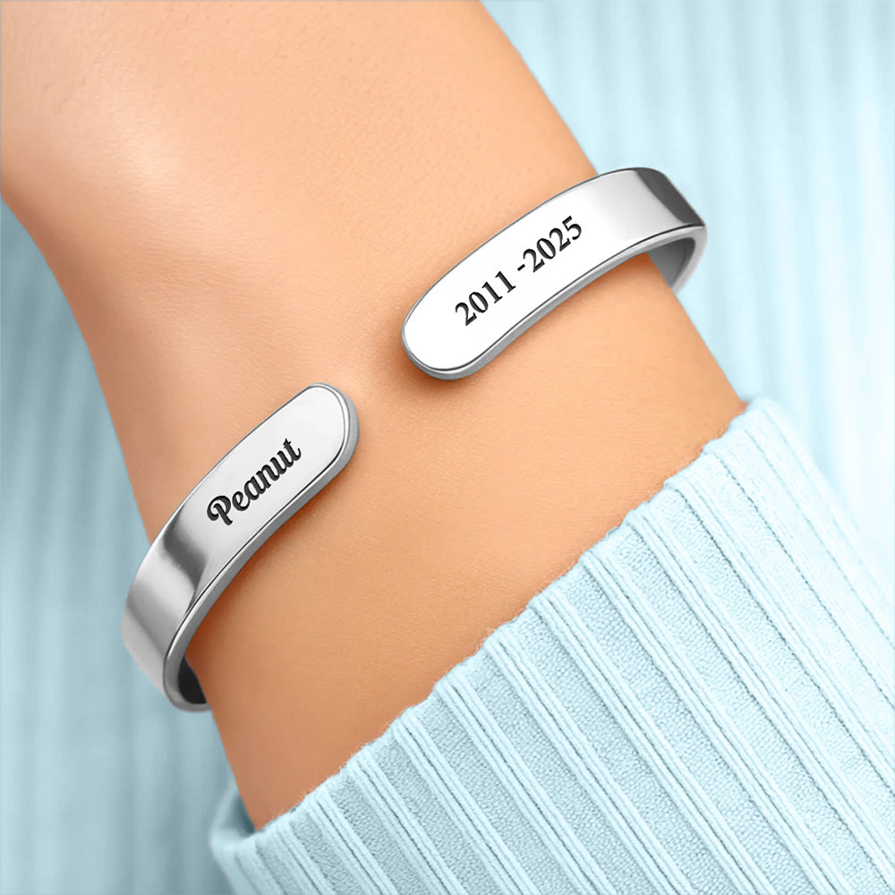 You Left Paw Prints On My Heart - Personalized Bracelet Cuff