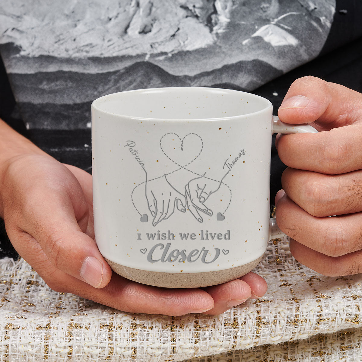 Custom Best Friend, Christmas & Birthday Friendship Keepsake Gift • True Friendship Knows No Distance - Personalized Engraved Pottery Mug