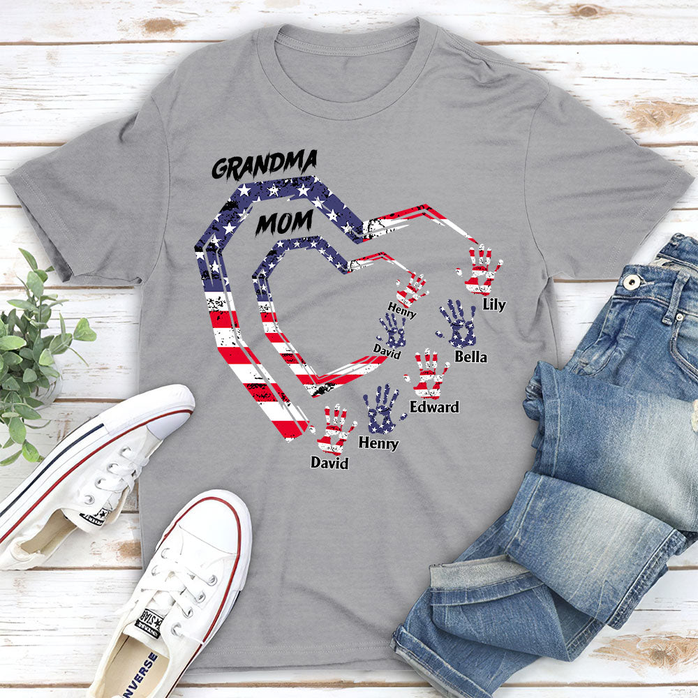 Custom Christmas & Birthday Gift for Mom, Grandma • We Love You Grandma - Personalized Shirt