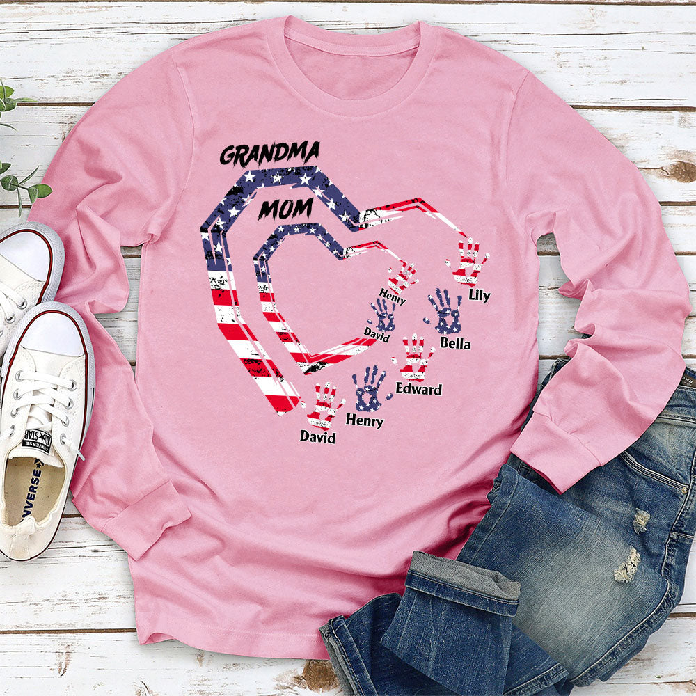 Custom Christmas & Birthday Gift for Mom, Grandma • We Love You Grandma - Personalized Shirt