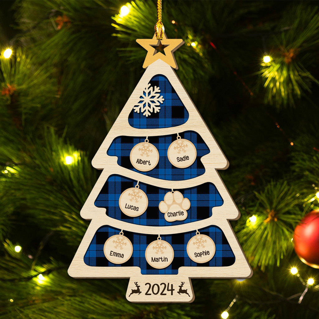 Custom Family Ornament, Christmas Gift for Family Members •  Family Ornament - Personalized Wood Ornament