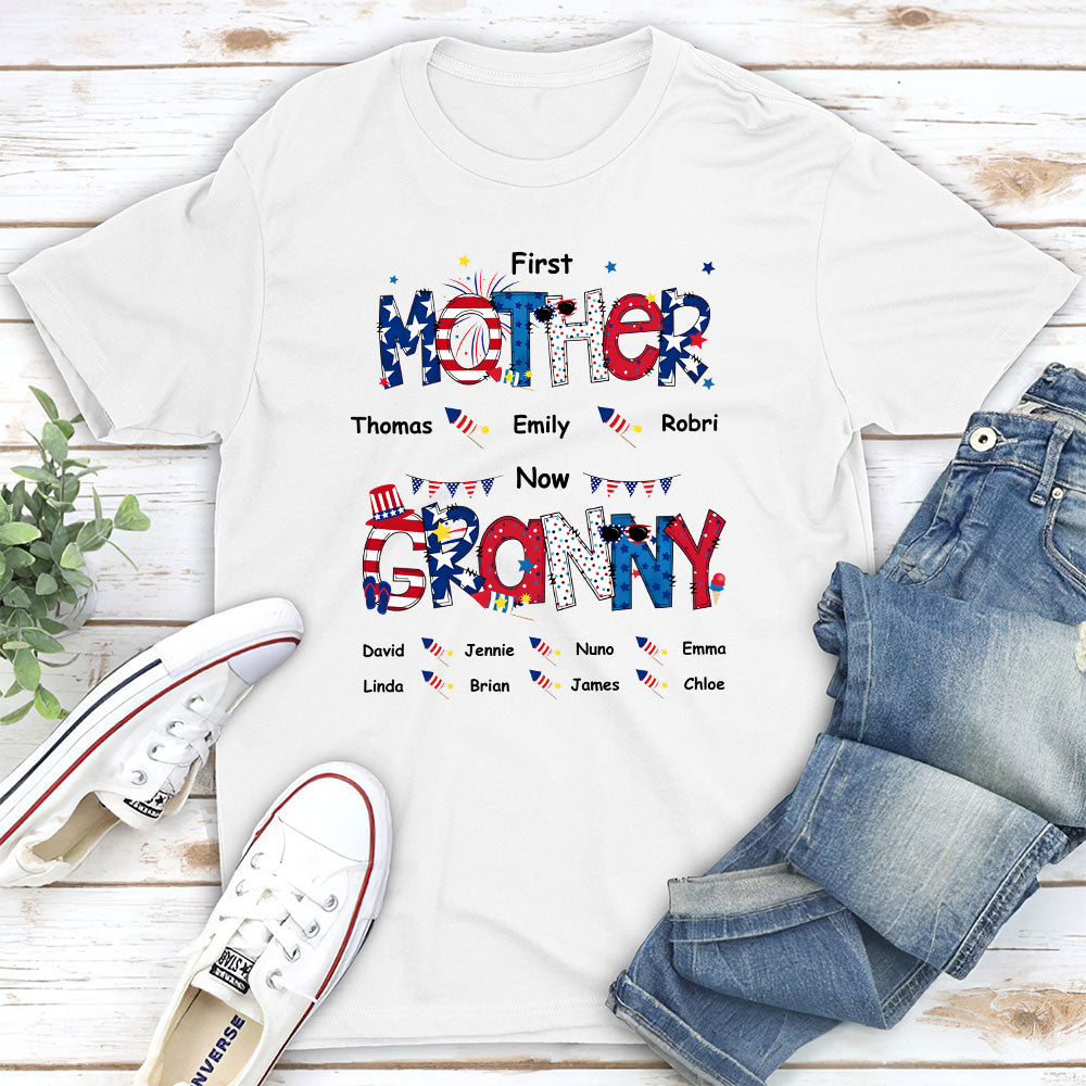 Custom Christmas & Birthday Gift for Mom, Grandma • Happiness Is Being A Mom - Personalized Unisex T-shirt