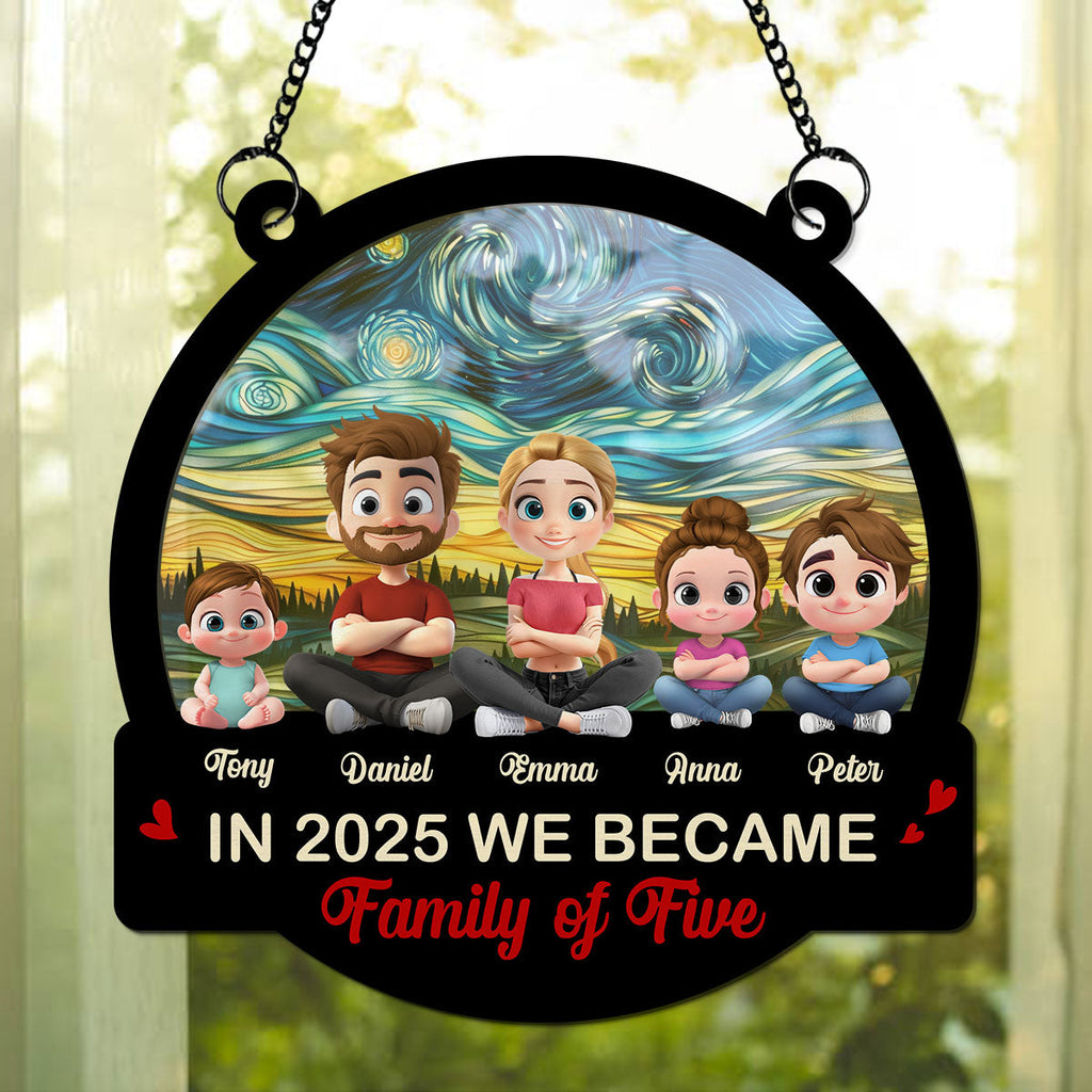 Custom Family Name Hanging Decor, Christmas Birthday Gift •  A New Chapter Begins 2025 - Personalized Suncatcher