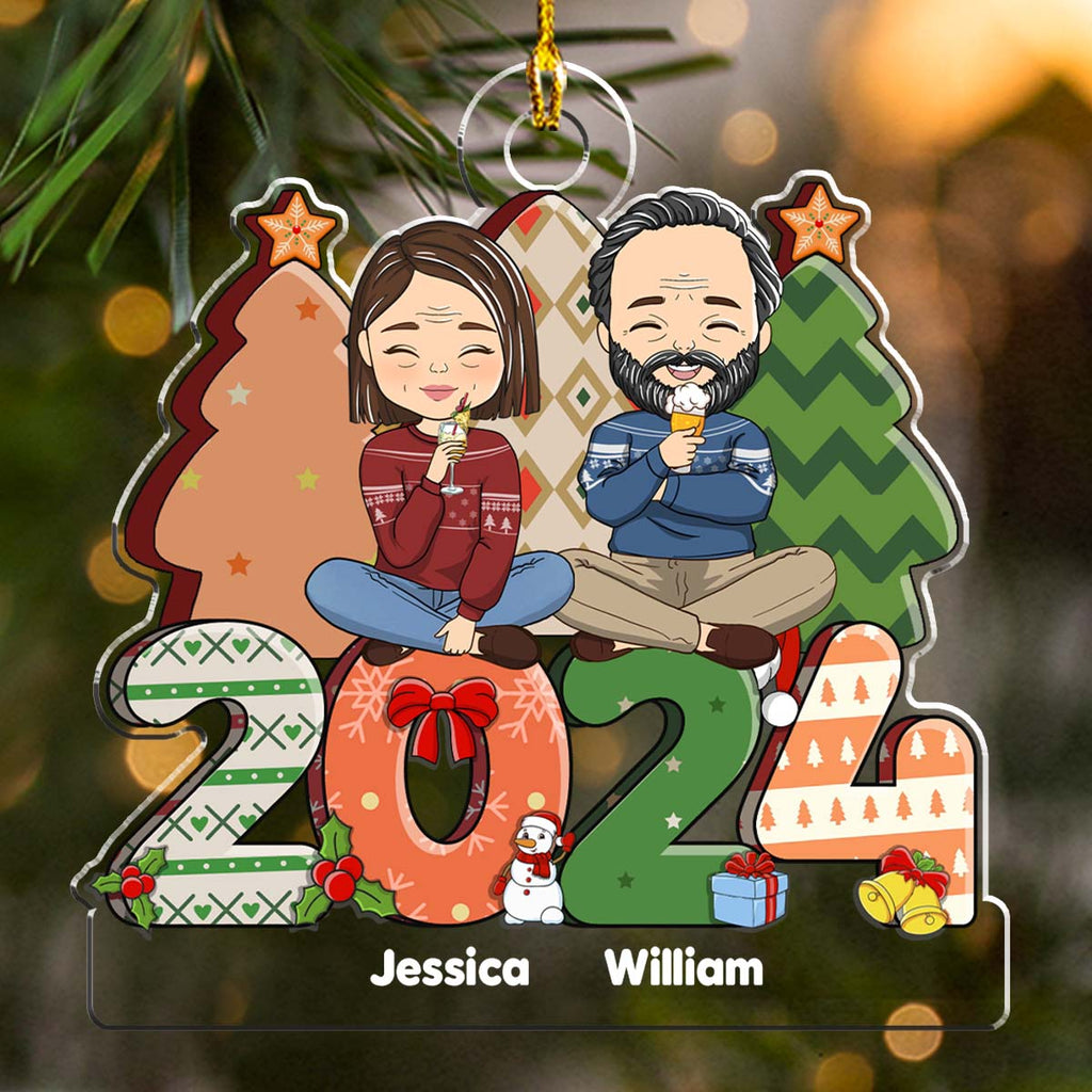 Custom Family Ornament, Christmas Gift for Family Members •  Family Christmas Gift - Personalized Acrylic Ornament