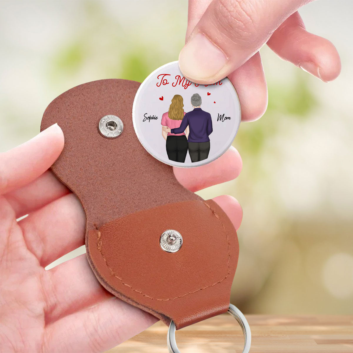 Custom Mom Coin Keychain, Mother's Day Birthday Keepsake • Never Forget I Love You Mom - Personalized Pocket Hug