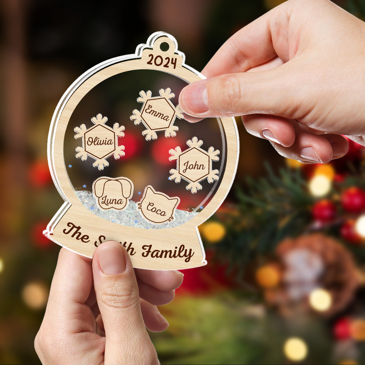 Custom Family Ornament, Christmas Gift for Family Members •  Family & Pet Christmas - Personalized Acrylic Shaker Ornament